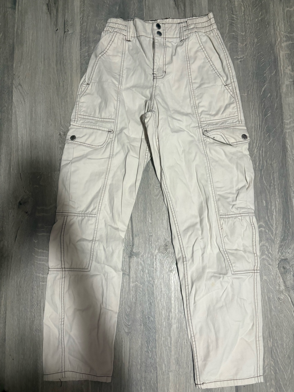 3 for $25 Bluenotes light tan cargo utility pants size small